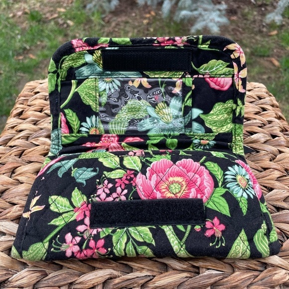 Vera Bradley "Botanical" Tropical Wallet. - Picture 3 of 8